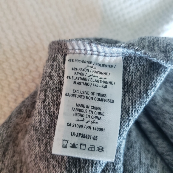 2/20 NWT soft grey tank top 2X - Picture 4 of 4